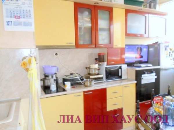 Продава 2-стаен, гр. пазарджик, център