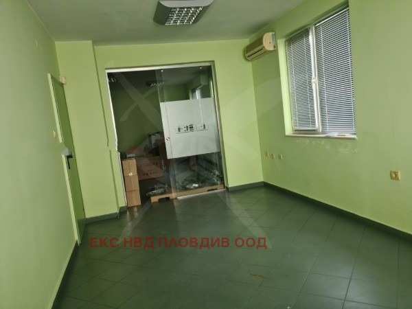 Продава склад, гр. пловдив, тракия
