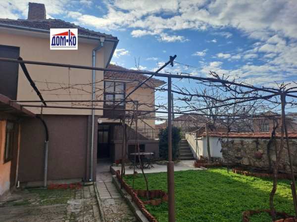 Продава къща, гр. ветрен, област пазарджик