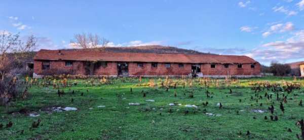 Продава бизнес имот, с. гложене, област ловеч