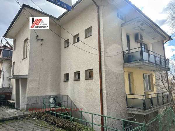 Продава къща, гр. кърджали, байкал