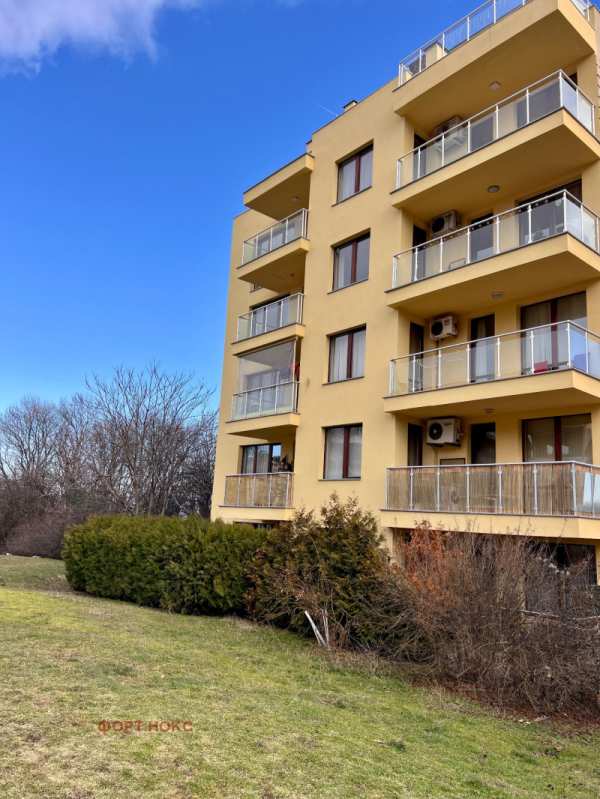 Продава  многостаен град София, Слатина
      220 кв.м