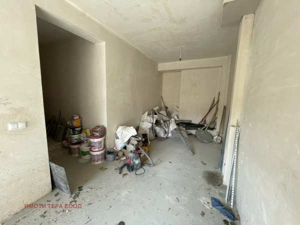 Продава гараж, паркомясто, гр. варна, гръцка махала
