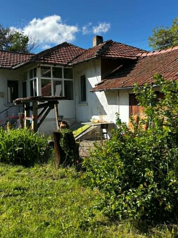 Продава къща, с. черешово, област русе