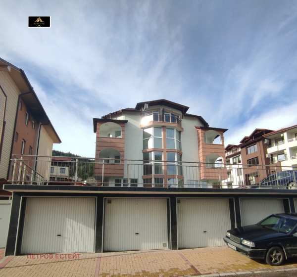 Продава гараж, паркомясто, гр. велинград, област пазарджик