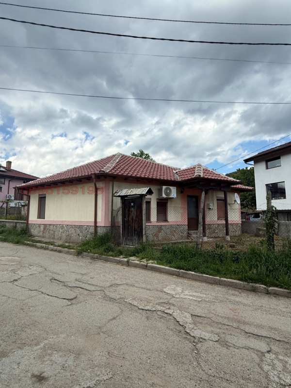 Продава къща, гр. калофер, област пловдив