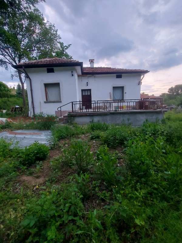 Продава къща, с. долна диканя, област перник