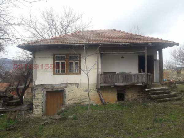 Продава къща, гр. ябланица, област ловеч