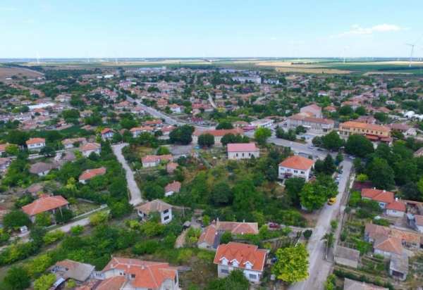 Продава парцел, с. българево, област добрич