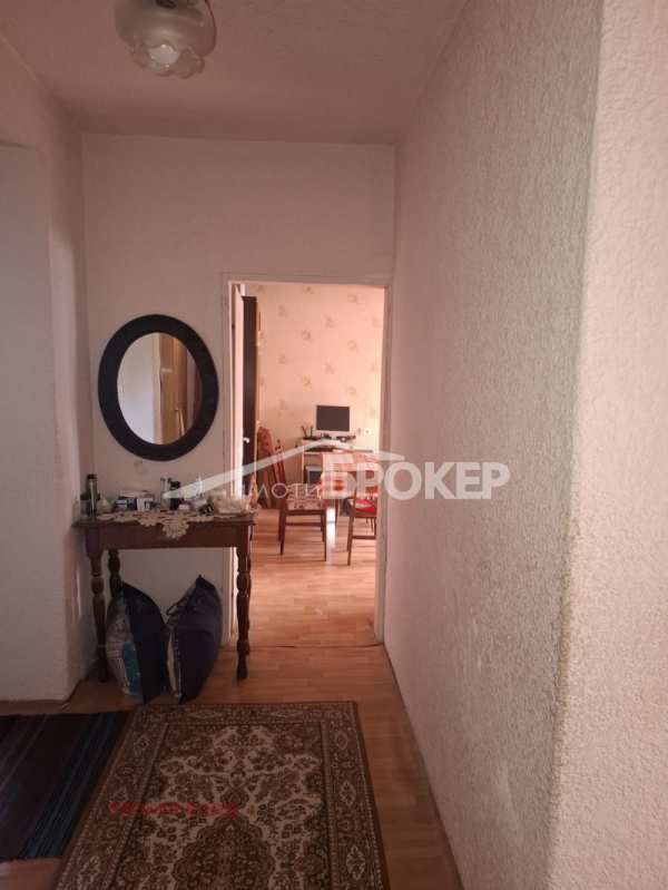 Продава  4-стаен град Сливен, Клуцохор
      133 кв.м