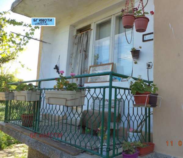 Продава  къща с. Лиляче, област Враца
      66 кв.м