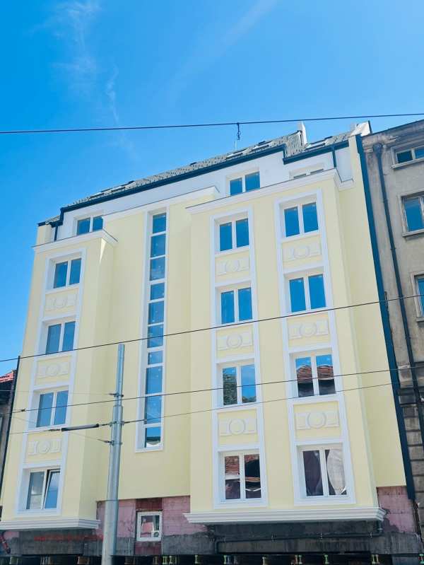 Продава 3-стаен, гр. софия, център