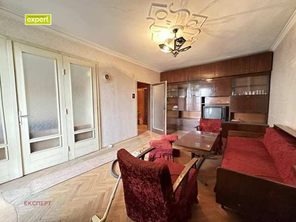 Продава 4-стаен, гр. плевен, идеален център