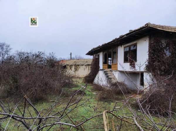 Продава къща, с. кривня, област варна