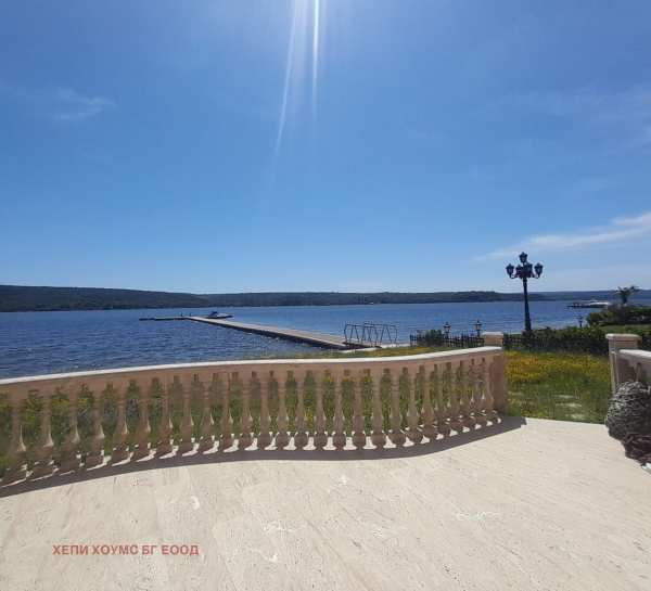 Продава къща, гр. варна, островна промишлена зона