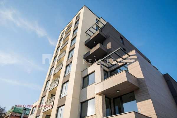 Продава 4-стаен, гр. софия, слатина