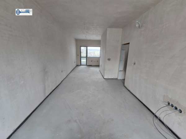 Продава 3-стаен, гр. велико търново, бузлуджа