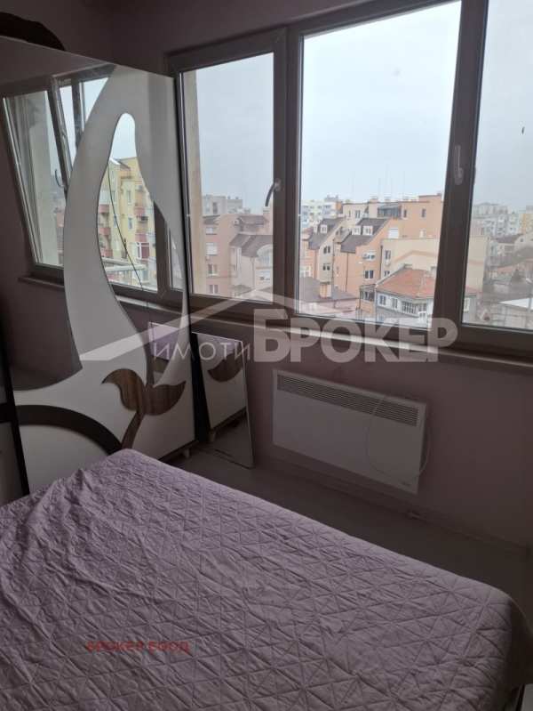 Продава 2-стаен, гр. сливен, център