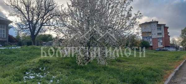 Продава парцел, гр. лясковец, област велико търново
