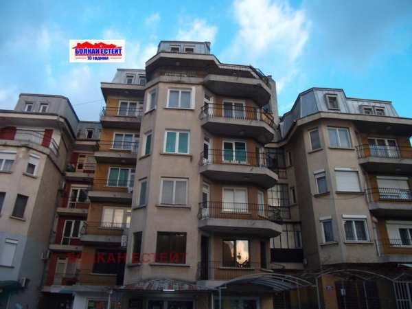 Продава  многостаен град Велико Търново, Бузлуджа
      132 кв.м