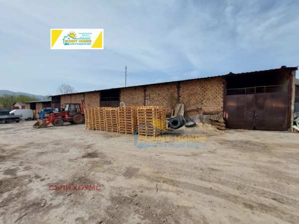 Продава склад, гр. елена, област велико търново