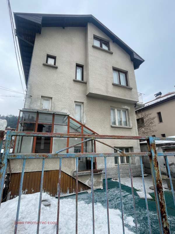 Продава къща, гр. самоков, област софия област