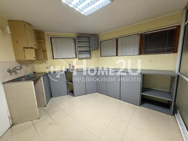 Продава офис, гр. варна, лятно кино тракия