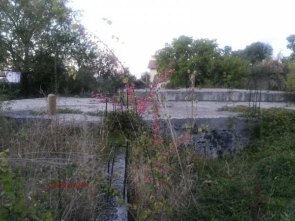 Продава бизнес имот, с. извор, област перник