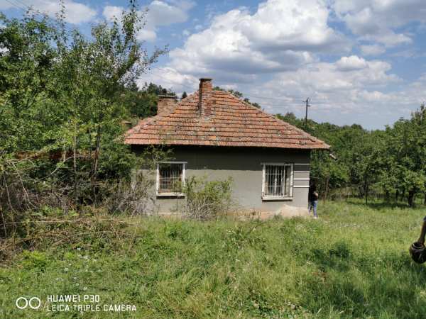 Продава къща, с. смоляновци, област монтана