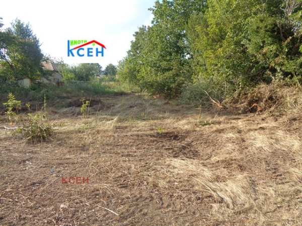 Продава парцел, с. певец, област търговище