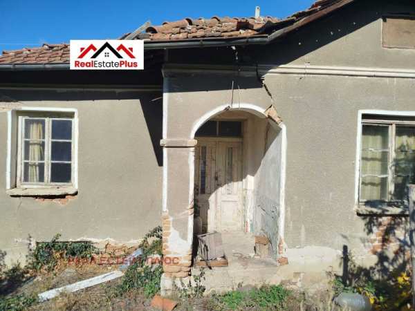 Продава  къща с. Гривица, област Плевен
      62 кв.м