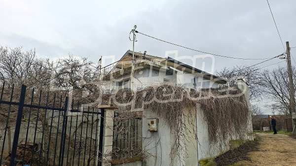 Продава къща, гр. варна, м-т долна трака
