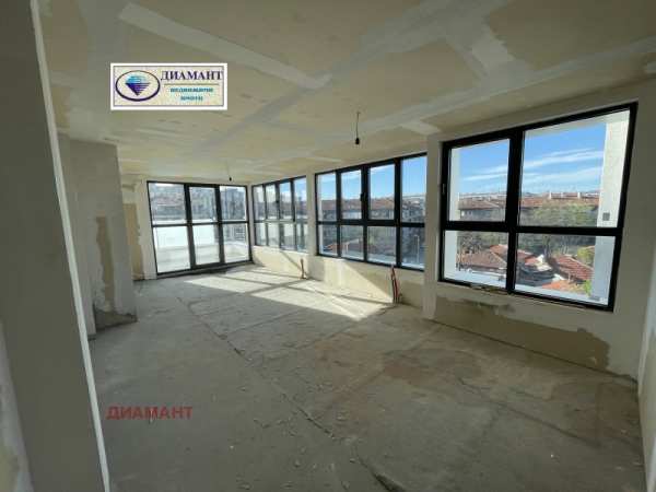 Продава мезонет, гр. русе, център