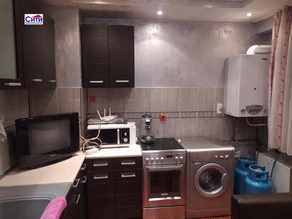 Продава 2-стаен, гр. пазарджик, център