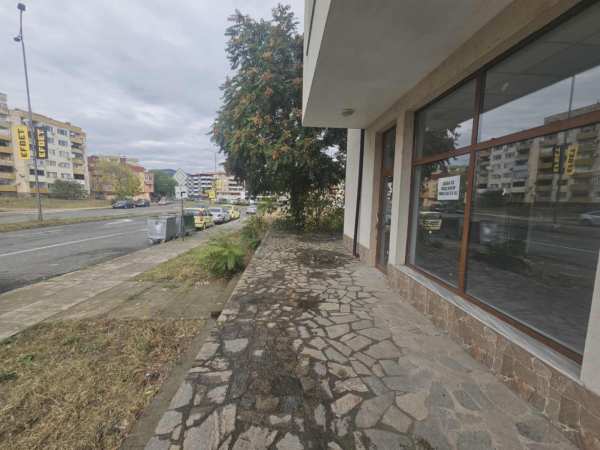 Продава магазин, гр. кърджали, възрожденци