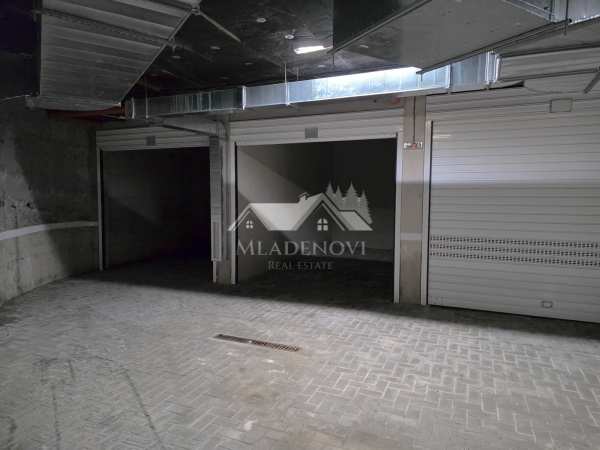 Продава гараж, паркомясто, гр. бургас, област бургас