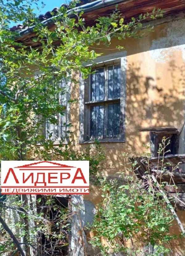 Продава къща, гр. брезово, област пловдив
