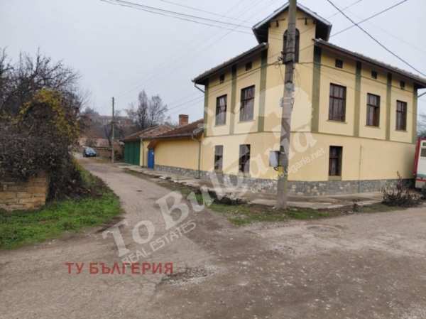 Продава къща, с. лесичери, област велико търново