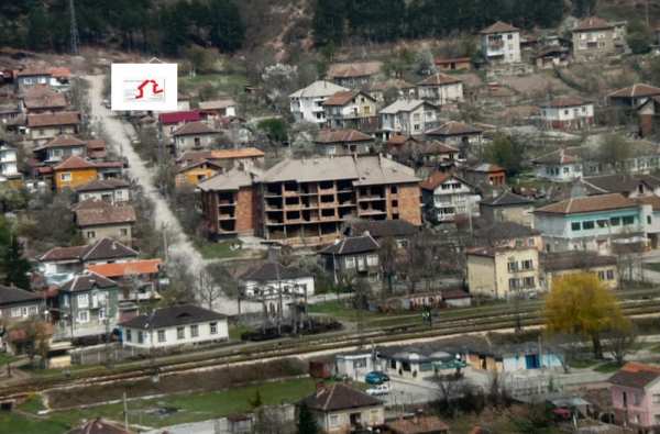 Продава  хотел с. Зверино, област Враца
      660 кв.м