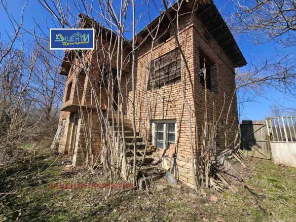 Продава къща, с. патреш, област велико търново