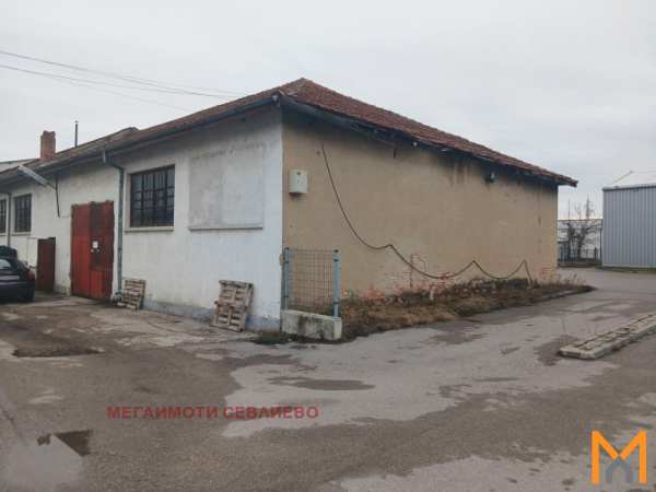 Продава склад, гр. севлиево, област габрово