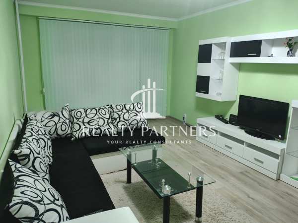 Продава 2-стаен, гр. перник, изток