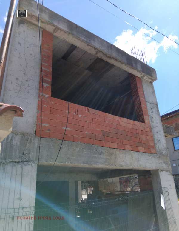 Продава къща, гр. сапарева баня, област кюстендил