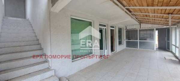 Продава  къща с. Порой, област Бургас
      210 кв.м