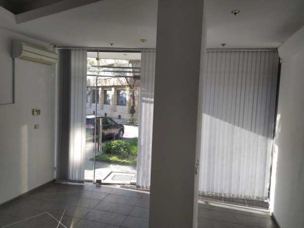 Продава магазин, гр. разград, център