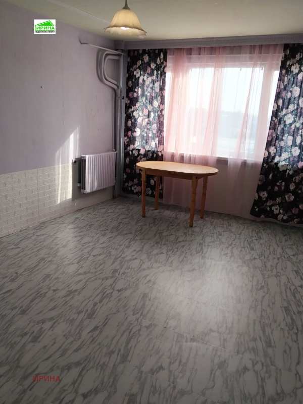 Продава 2-стаен, гр. шумен, пазара