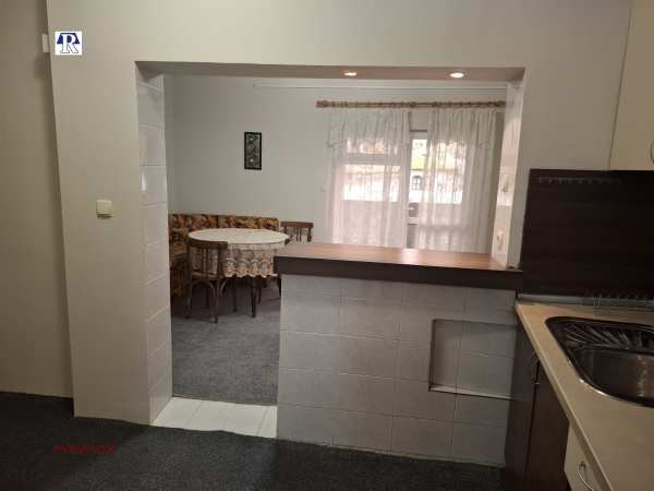 Продава 4-стаен, гр. плевен, идеален център