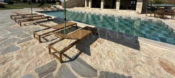 Продава хотел, гр. каварна, област добрич