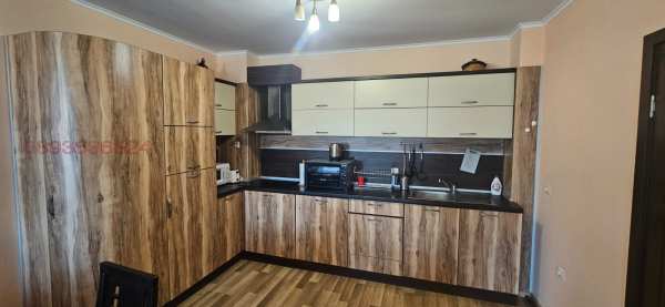 Продава 3-стаен, с. шкорпиловци, област варна
