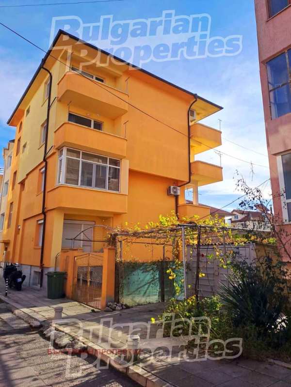 Продава 3-стаен, гр. поморие, област бургас